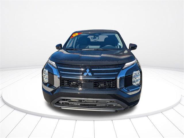 new 2025 Mitsubishi Outlander car, priced at $26,965