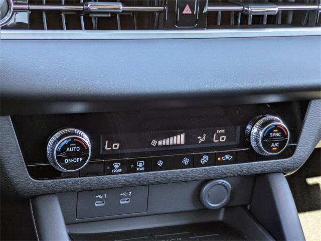 new 2025 Mitsubishi Outlander car, priced at $27,058