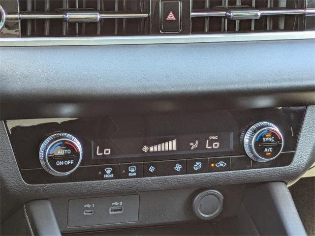 used 2023 Mitsubishi Outlander car, priced at $18,900