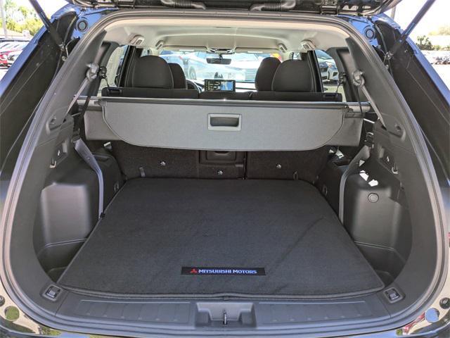 new 2025 Mitsubishi Outlander car, priced at $27,220