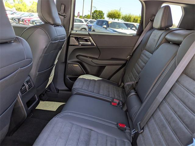 new 2025 Mitsubishi Outlander car, priced at $29,965