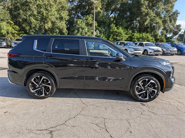 new 2024 Mitsubishi Outlander car, priced at $28,115