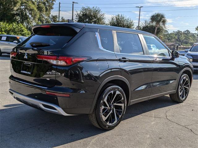 new 2024 Mitsubishi Outlander car, priced at $28,115