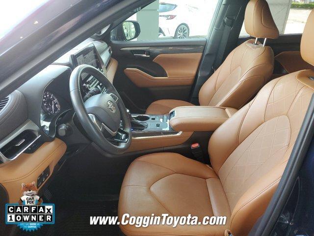 used 2022 Toyota Highlander car, priced at $39,682