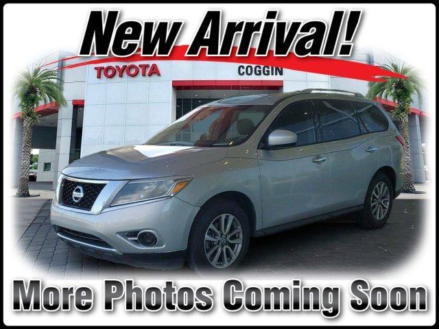 used 2016 Nissan Pathfinder car, priced at $8,883