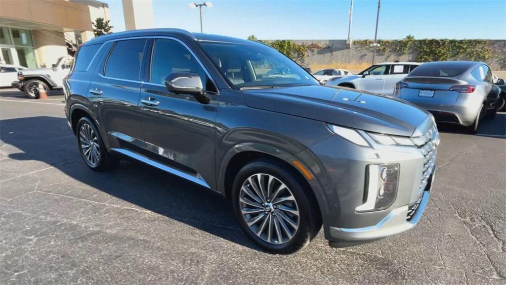 used 2024 Hyundai Palisade car, priced at $39,995