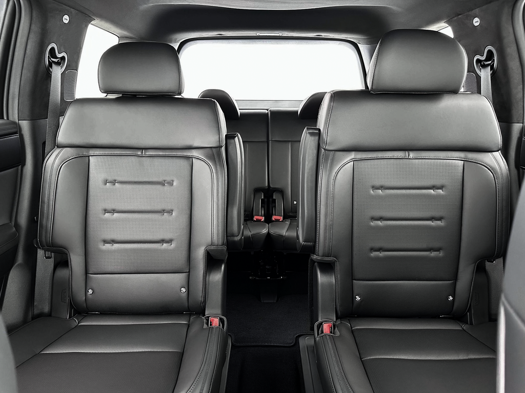 new 2025 Hyundai Santa Fe car, priced at $46,599