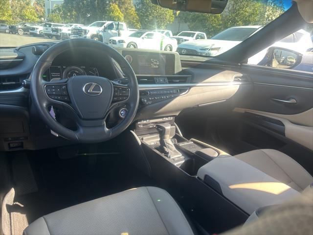 used 2020 Lexus ES 300h car, priced at $33,800