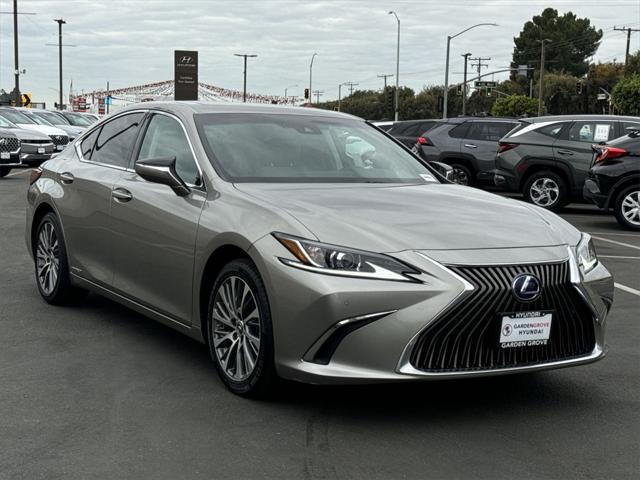 used 2020 Lexus ES 300h car, priced at $30,400