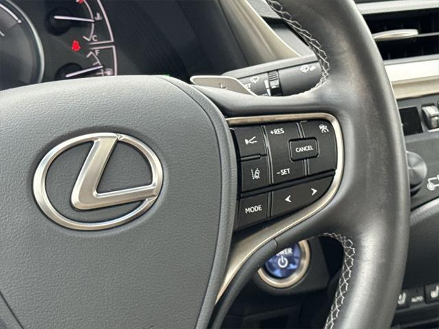 used 2020 Lexus ES 300h car, priced at $30,400