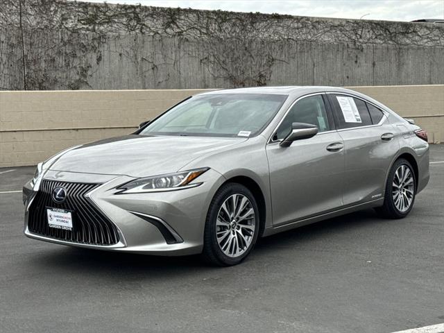 used 2020 Lexus ES 300h car, priced at $30,400