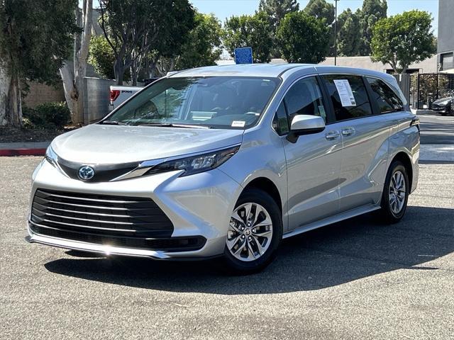 used 2024 Toyota Sienna car, priced at $43,720