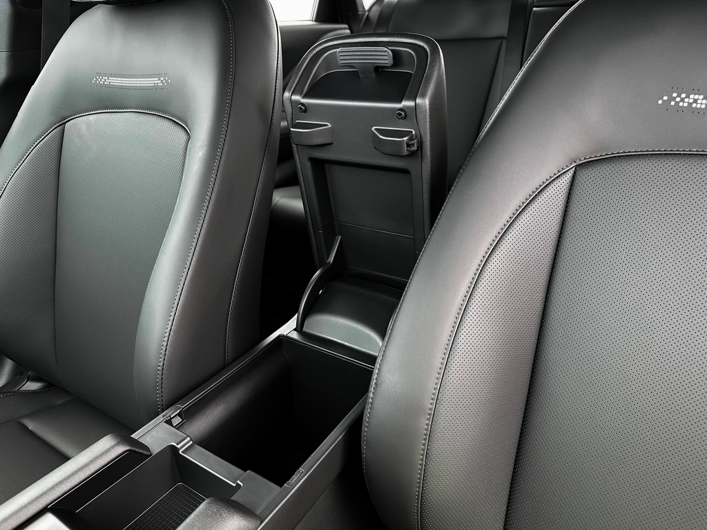 new 2025 Hyundai IONIQ 6 car, priced at $39,495