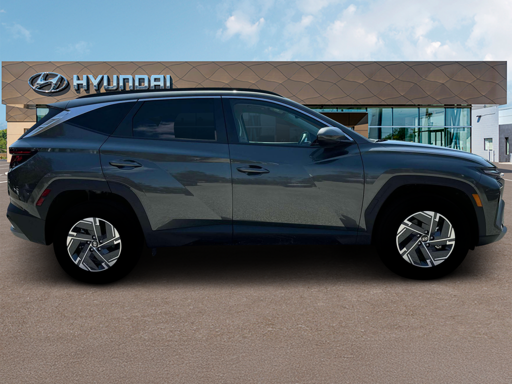 new 2025 Hyundai TUCSON Hybrid car, priced at $34,125