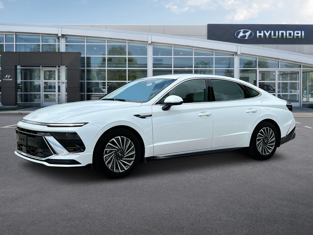 new 2025 Hyundai Sonata Hybrid car, priced at $32,375