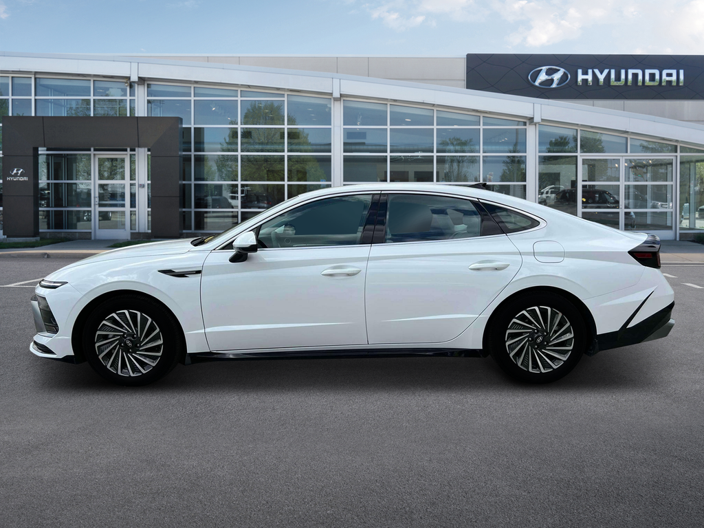 new 2025 Hyundai Sonata Hybrid car, priced at $32,375