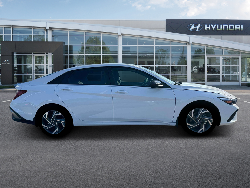 new 2025 Hyundai Elantra car, priced at $27,960