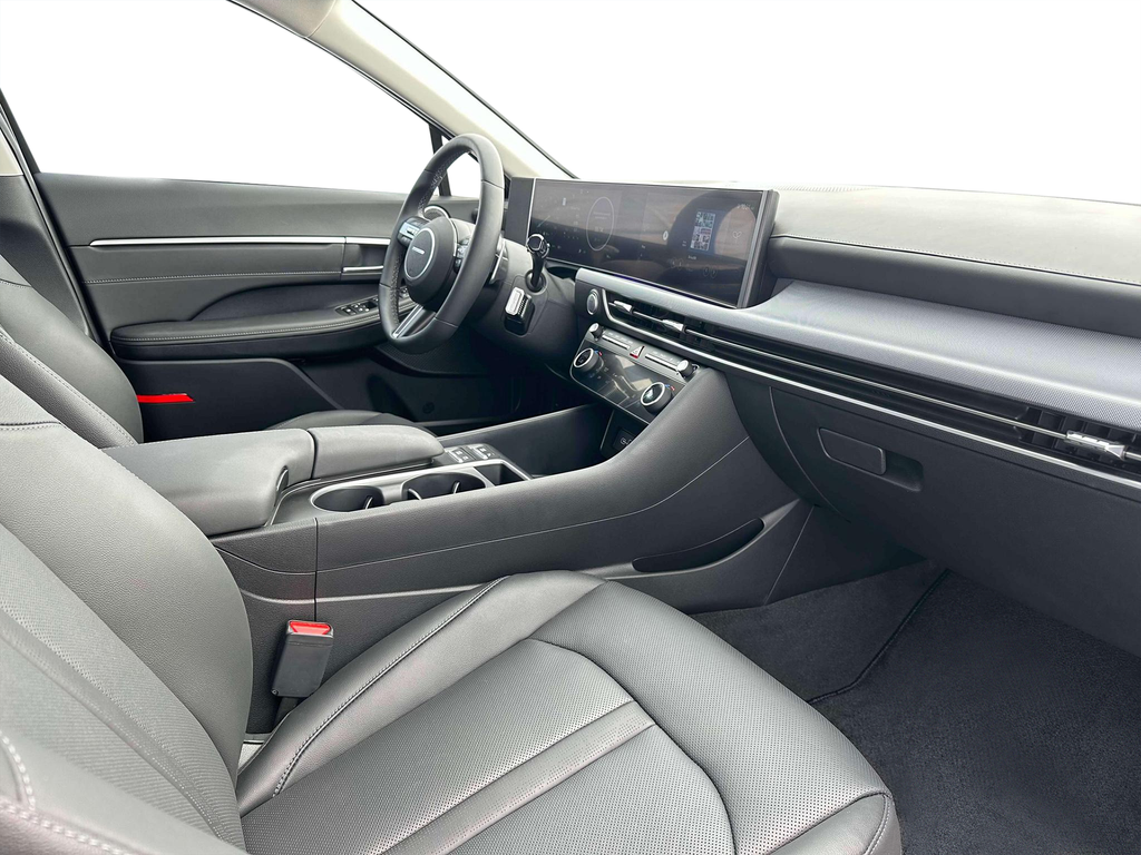 new 2025 Hyundai Sonata Hybrid car, priced at $37,960