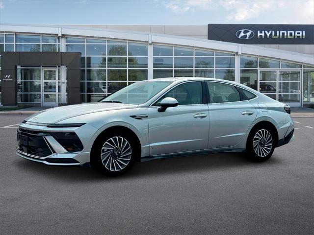 new 2025 Hyundai Sonata Hybrid car, priced at $32,655