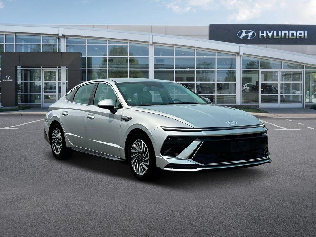 new 2025 Hyundai Sonata Hybrid car, priced at $29,070