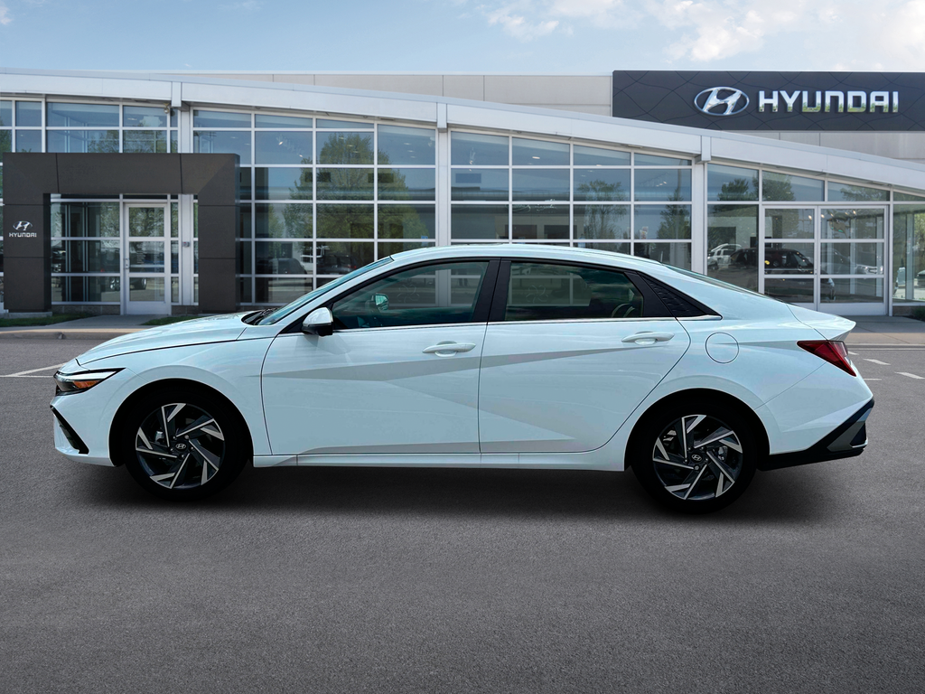 new 2025 Hyundai Elantra car, priced at $28,660