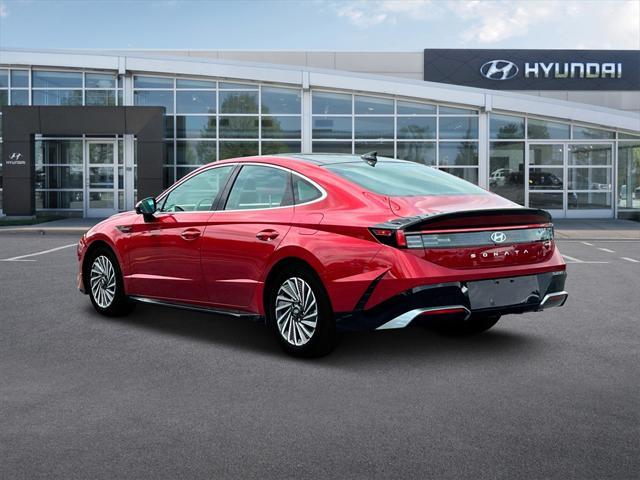 new 2025 Hyundai Sonata Hybrid car, priced at $39,655