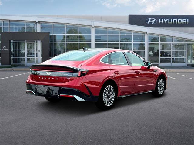 new 2025 Hyundai Sonata Hybrid car, priced at $39,655