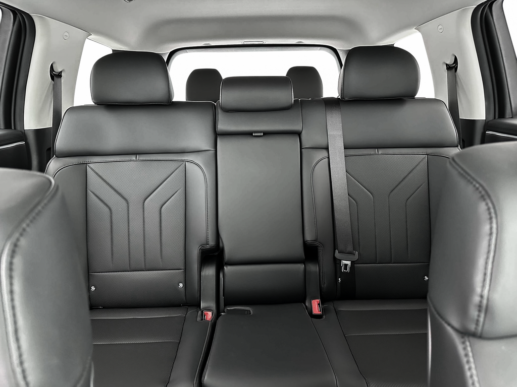 new 2025 Hyundai Santa Fe car, priced at $38,605