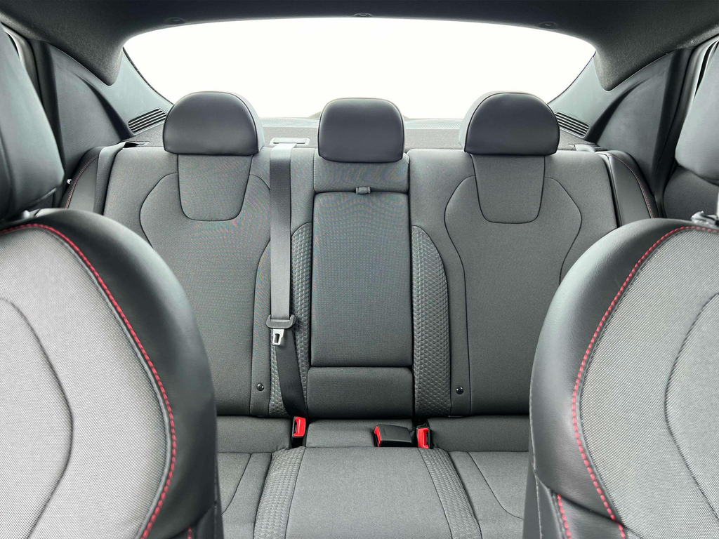 new 2025 Hyundai Elantra car, priced at $28,960