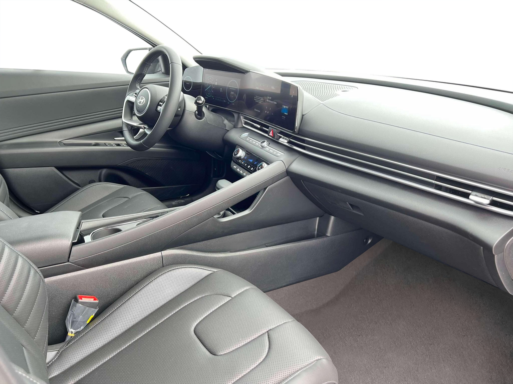 new 2025 Hyundai Elantra car, priced at $29,940