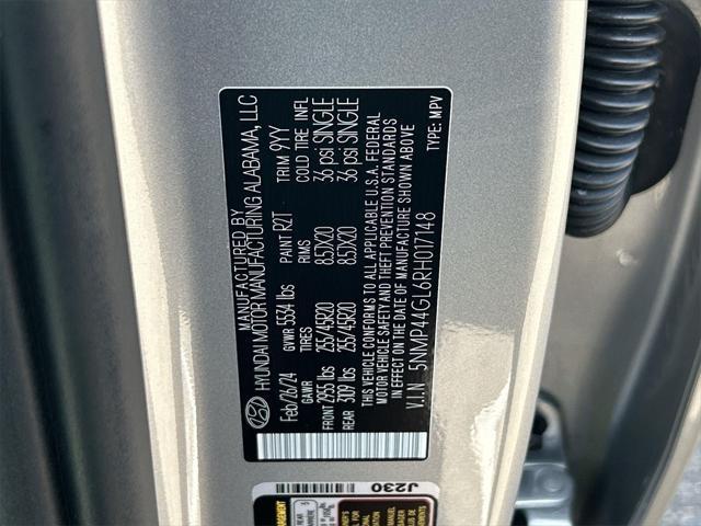 used 2024 Hyundai Santa Fe car, priced at $34,500