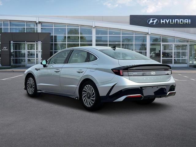 new 2025 Hyundai Sonata Hybrid car, priced at $39,160