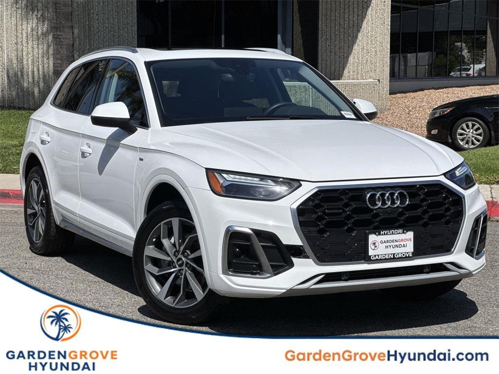 used 2022 Audi Q5 car, priced at $23,550