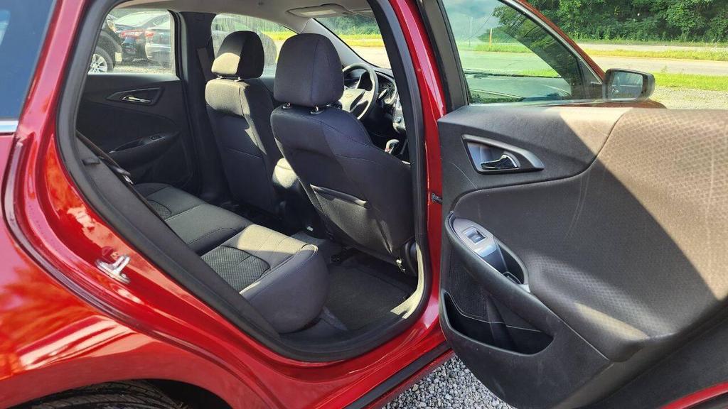 used 2025 Chevrolet Malibu car, priced at $18,500