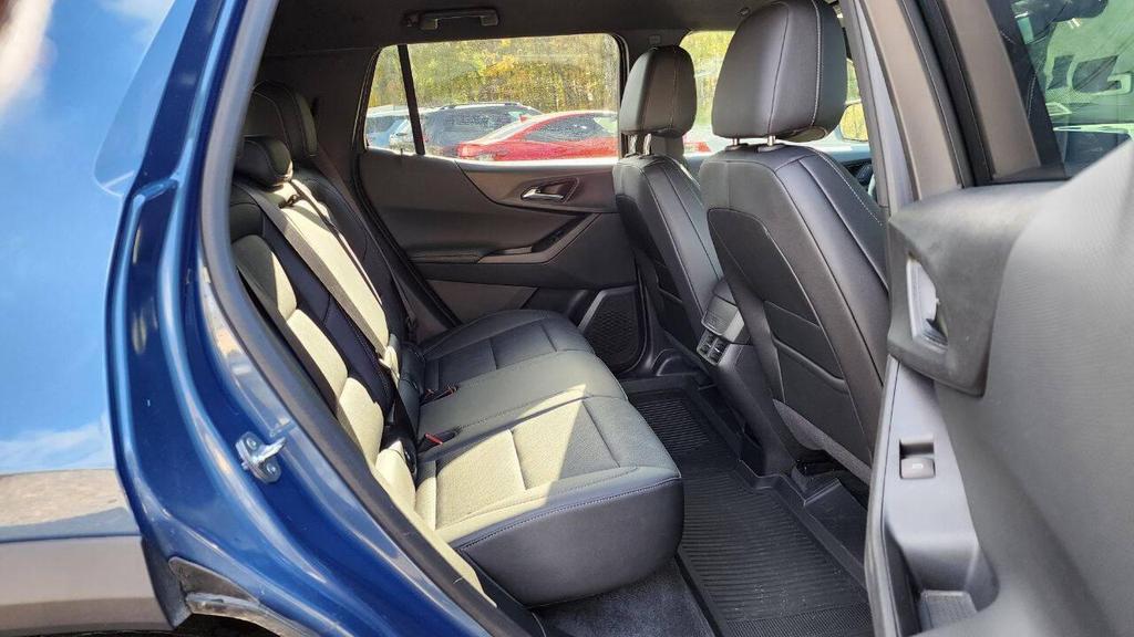 used 2025 Chevrolet Equinox car, priced at $22,500