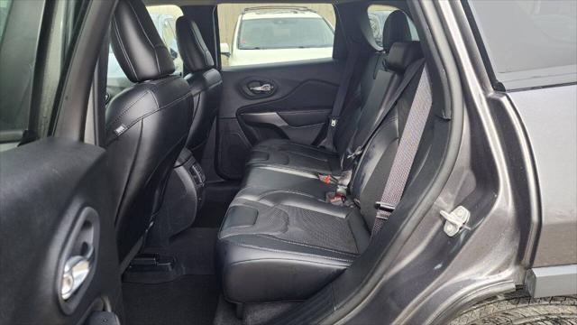 used 2022 Jeep Cherokee car, priced at $19,995