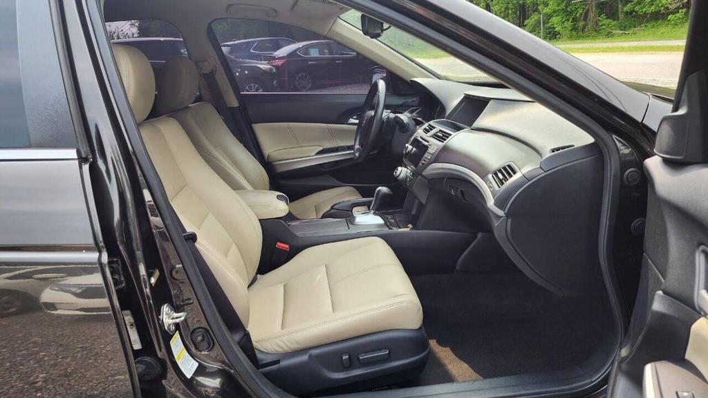 used 2014 Honda Crosstour car, priced at $11,995