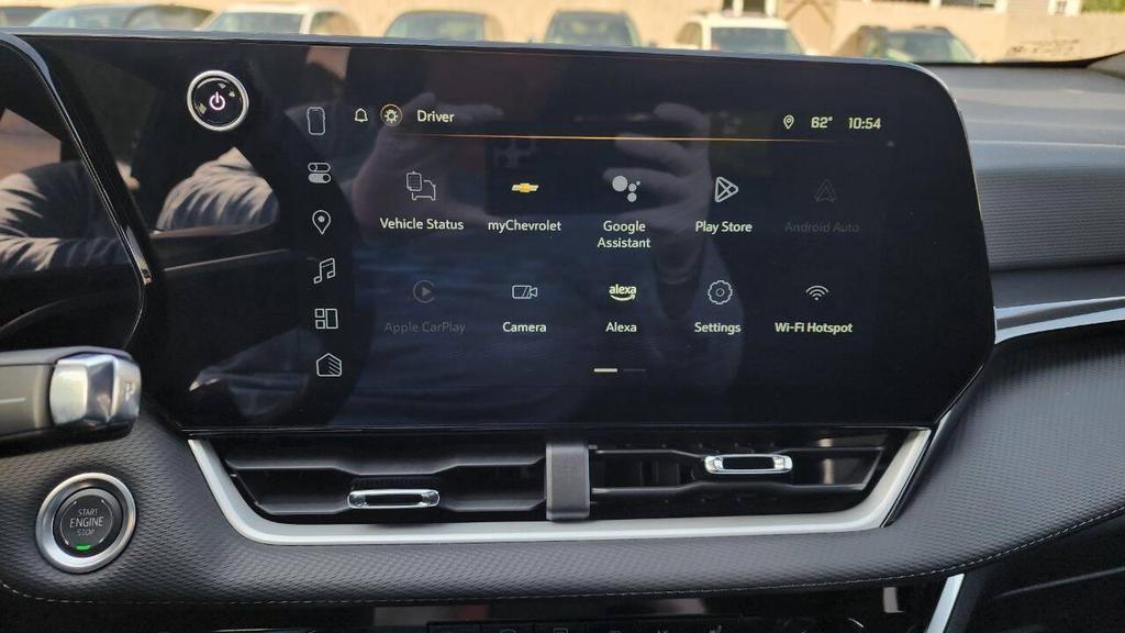 used 2025 Chevrolet Equinox car, priced at $21,995