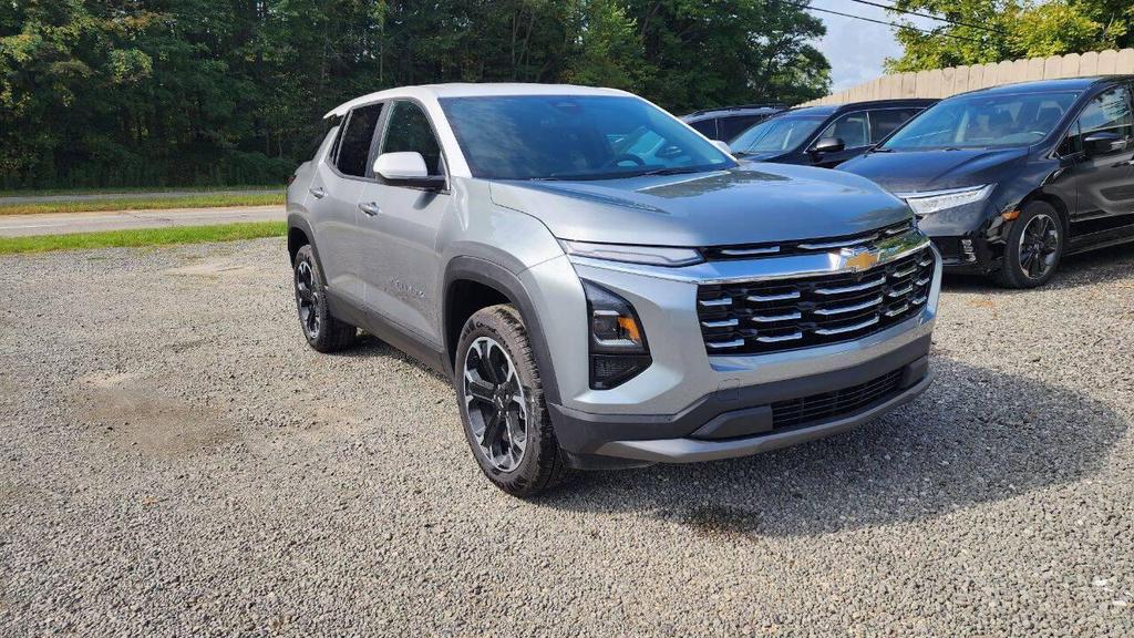 used 2025 Chevrolet Equinox car, priced at $21,995