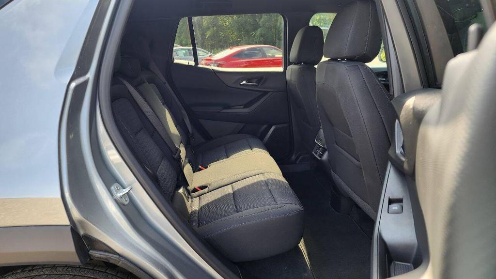 used 2025 Chevrolet Equinox car, priced at $21,995