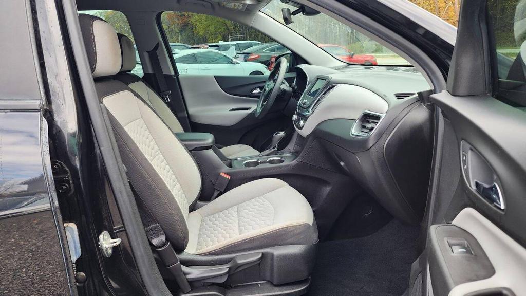 used 2021 Chevrolet Equinox car, priced at $8,400