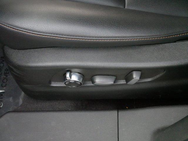 used 2023 Cadillac XT4 car, priced at $30,997