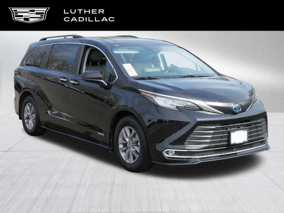 used 2021 Toyota Sienna car, priced at $38,997