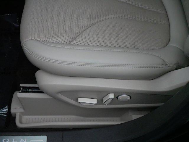 used 2022 Lincoln Nautilus car, priced at $38,397