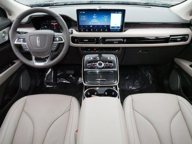 used 2022 Lincoln Nautilus car, priced at $38,397