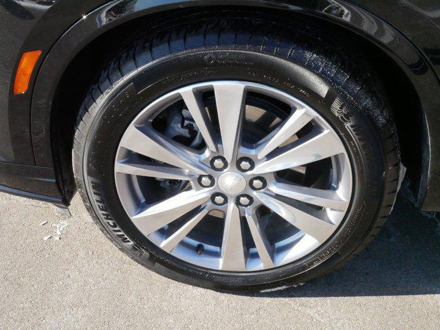 used 2024 Cadillac XT6 car, priced at $44,997