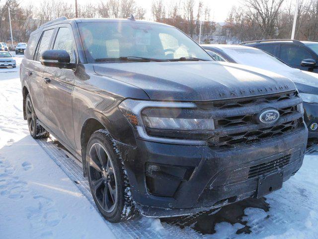 used 2022 Ford Expedition car, priced at $51,997