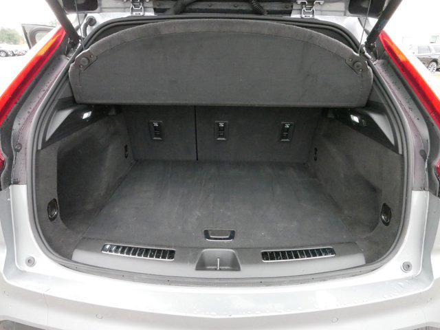 used 2025 Cadillac XT4 car, priced at $33,997