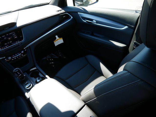 new 2025 Cadillac XT6 car, priced at $52,310
