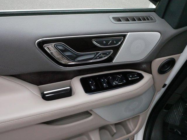 used 2022 Lincoln Navigator car, priced at $55,497